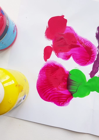 Form og Farver (9-12 år) - Forår 2026 - Klik for at tilmelde dig